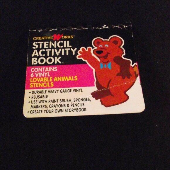 LARGE LOT OF STENCILS - Picture 6 of 15